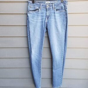 Signature Levi's Modern Skinny Jeans Size 10/lg